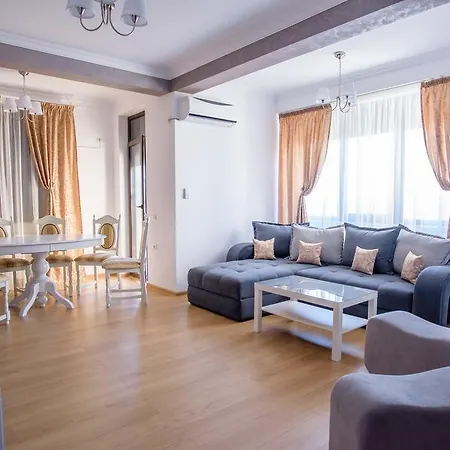 Cosmina * Mamaia